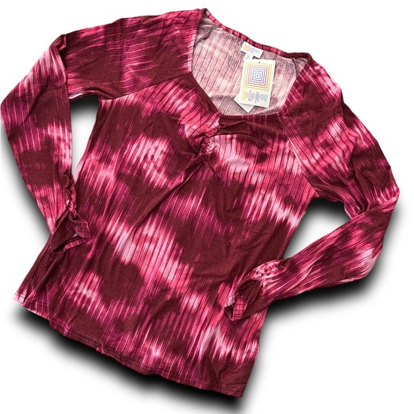 NWT - LuLaRoe Mia Sweetheart Neckline Top - Picture 2 of 6